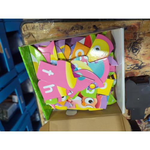 The Learning Journey - Match It! Spelling Jr. - 15 Piece Self-Correcting Spelling Puzzle for Three and Four Letter Words with Matching Images - Word Puzzles for Kids Ages 3-5 - Award Winning Toys