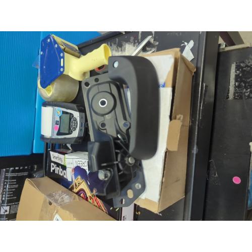 20833606 Left Driver Side Interior Door Handle Kit for 2007-2014 Chevy Silverado, Tahoe, Suburban, Avalanche/GMC Sierra, Yukon, Yukon XL/Cadillac Escalade 20871488, 80374