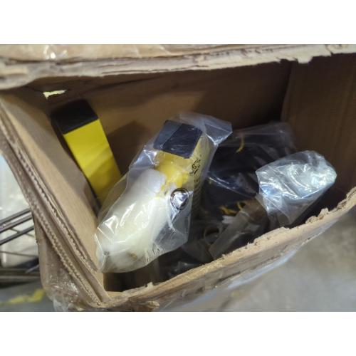 Mangostar Volleyball Training Equipment, Volleyball Net System with Freely Height-Adjustable for Backyard, Volleyball Practice Net for Serving Setting Spiking, Easy Set Up for Indoor and Outdoor Use