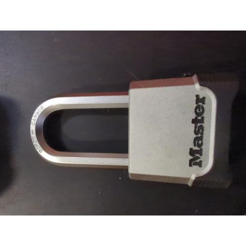 Master Lock Silver Outdoor Combination Lock, Heavy Duty Weather Resistant Padlock with Resettable Code and Cut Resistant Boron Carbide Shackle for Outdoor Use, M176XDLH