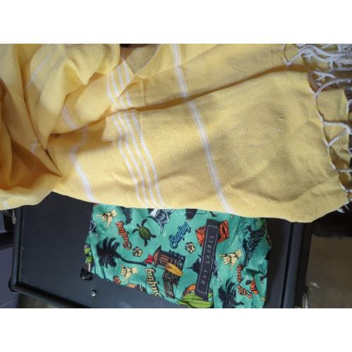 BAY LAUREL Turkish Beach Towel with Travel Bag 39 x 71 Quick Dry Sand Free Lightweight Large Oversized Towels Light