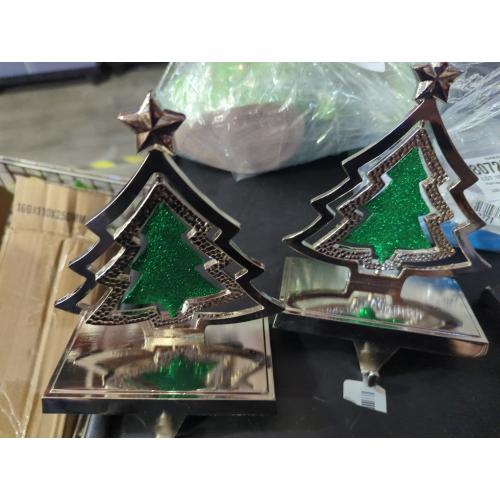 2 Pcs Christmas Stocking Holder Santa’s Sleigh Reindeer Christmas 3D Silver Decorative Stocking Heavy Duty Hanger Sturdy Metal Stocking Hooks with Non-Slip Strips for Fireplace Mantle Window Décor