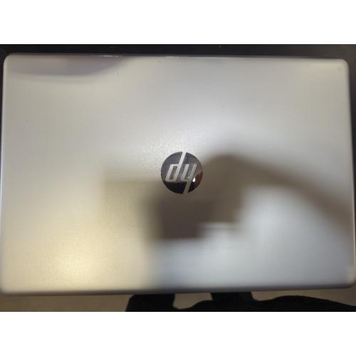 HP 17-ak000 Laptop PC with charger