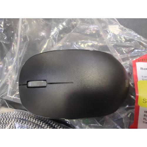 Microsoft Bluetooth Mouse - Black. Comfortable design, Right/Left Hand Use, 4-Way Scroll Wheel, Wireless Bluetooth Mouse for PC/Laptop/Desktop, works with for Mac/Windows Computers