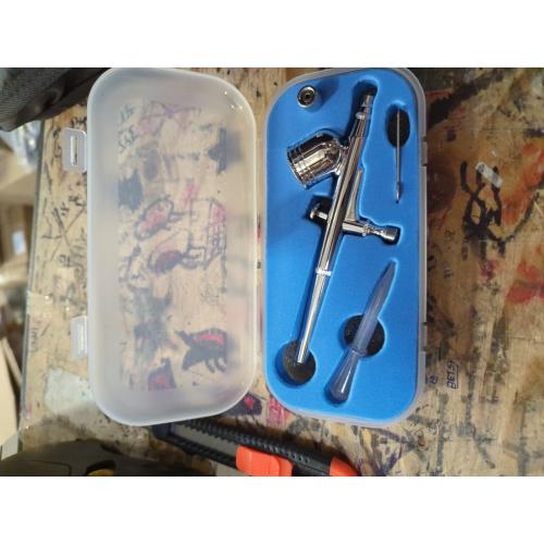 Air Brush 0.3mm Gravity Feed Dual-Action Airbrush Paint Spray Gun Kit Set Airbrush Kit Air Brush Painting Set for Nails Painting Art Craft