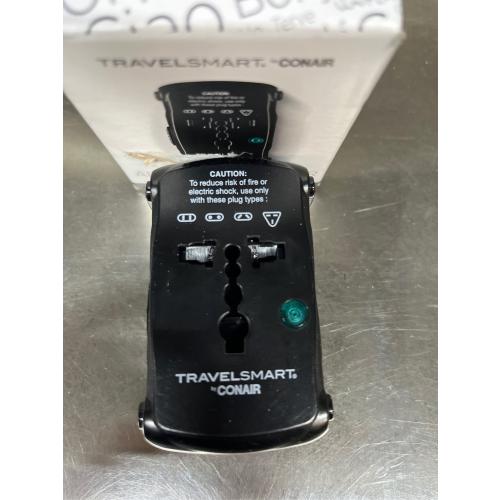 Travel Smart by Conair All-in-One Adapter.(Black)