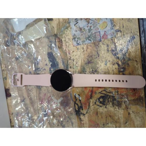 SAMSUNG Galaxy Watch 5 40mm Bluetooth Smartwatch w/Body, Health, Fitness and Sleep Tracker, Sapphire Crystal Glass, Enhanced GPS Tracking, US Version, Pink Gold Bezel w/Pink Band (Renewed)