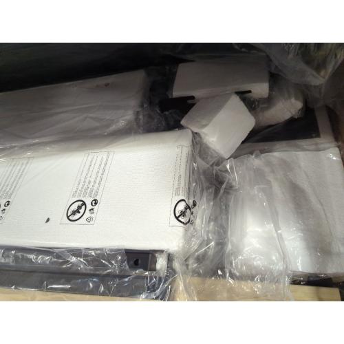 Belo Upholstered King Platform White Bed