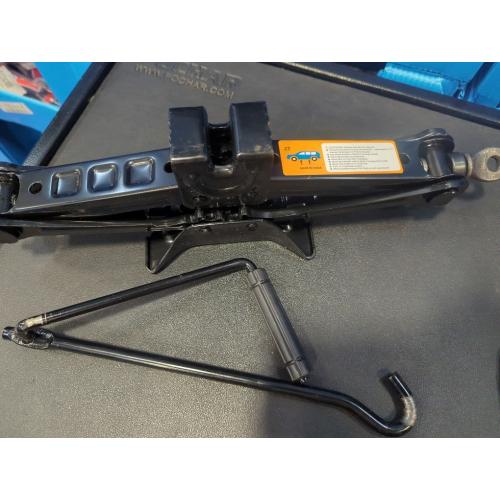 Scissor Jack for Car, Heavy-Duty 2-Ton (4409 lbs) Tire Jack Kit for SUV and Auto, Portable Collapsible Steel Scissor Lift Jack with Crank Handle (Black)