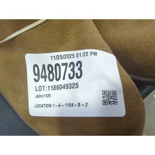 Size 10M Color brown fur lined boots