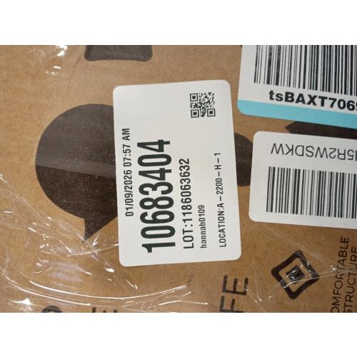 MAXYOYO Modern Accent Chair, Comfy Living Room Chair with Metal Frame Wooden Armrest, Upholstered Armchair with Soft Cushion for Bedroom Balcony Lounge Reading Room, Beige