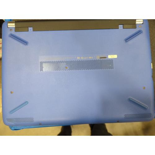 HP Notebook - 14-bs153od With Charger