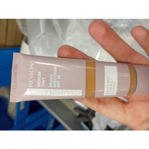 Revlon Illuminance Tinted Serum, Triple Hyaluronic Acid, Evens Out Skin Tone Over Time and Hydrates All Day, SPF 15, 317 Tan Sand, 0.94 fl oz.