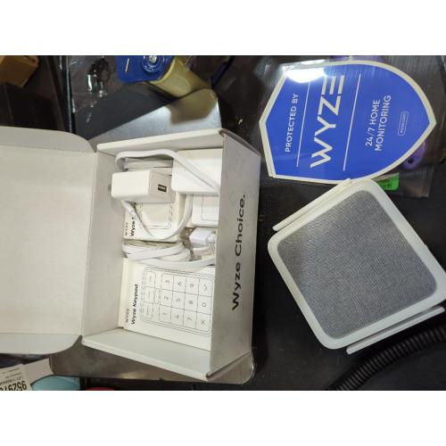 Wireless Home Security Sensor Kit with Hub, Keypad, Motion, Entry Sensors, and 6 Mo. of 24/7 Professional Monitoring