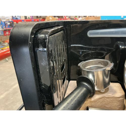 De'Longhi - Stilosa 15 Bar Pump Espresso Machine - Black and Stainless