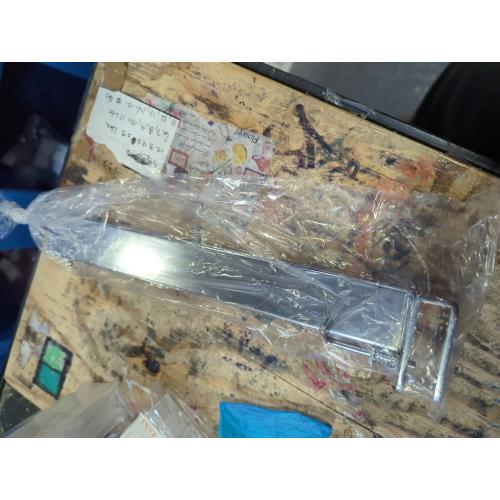 SSWBasics 12 inch Chrome Dimensional Hangrail Bracket for Slotted Standards - 1 inch slots 2 inch on center - Pack of 4