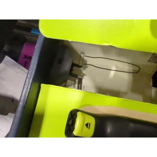 Philips Norelco Men's One Blade Battery Powered Body Hair Trimmer