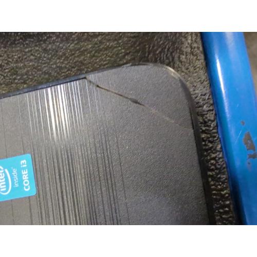 HP Notebook - 15-ay071nr With Charger