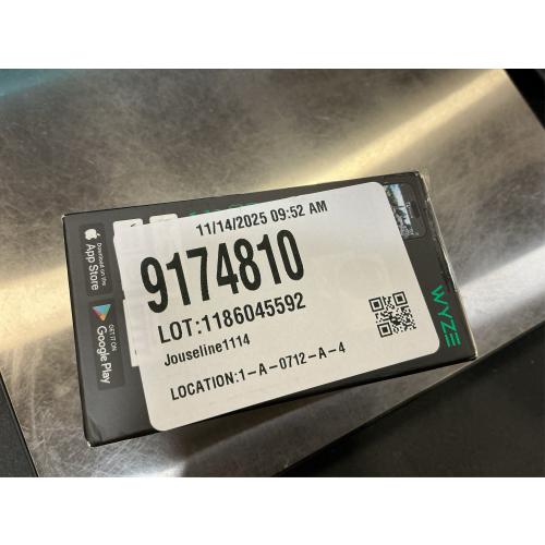 Wyze Cam V4 Plug-in Indoor and Outdoor Smart-Enabled Security Camera