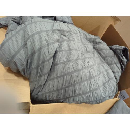 Size queen OekoTex cabin Seersucker Navy Blue Queen Comforter Set 7 Pieces, All Season Bedding Set, Queen Bed in a Bag Comforter Set with Comforter, Flat Sheet, Fitted Sheet, Pillowcase and Pillow Sham