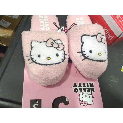Size S 13-1 Color Pink hello kitty slippers