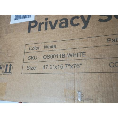 6 ft. H x 4 ft. W Metal Privacy Screen - Finish: White ( little dent see the picture )