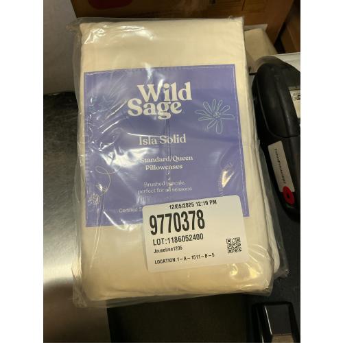 Wild Sage Brushed Cotton Percale 300-Thread-Count Standard/Queen Pillowcase in Coconut Milk