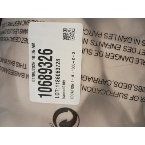 Size 38 Men's 2 Piece Suit with Metal Clasp Slim Fit Suit Stylish Business & Casual Tuxedo Suit