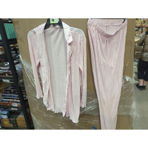 Women's Medium Casual 2 Piece Outfit Set Ruched Long Sleeve T-Shirt Top Loose High Waisted Pant Set Suit