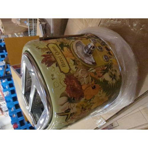 HAZEL QUINN 2-SLICE TOASTER