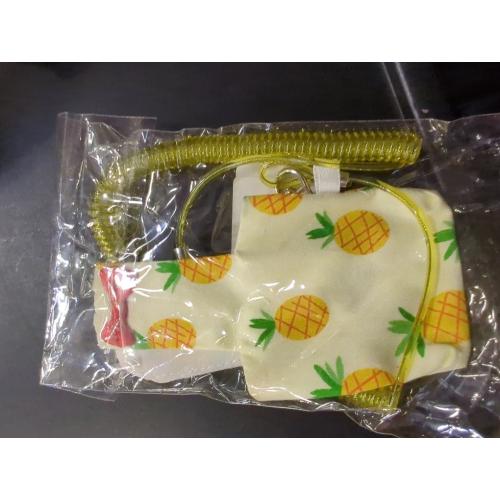Pigeon Diaper Harness and Bird Leash Set, Birds Diapers for Pigeons and Stretch Leash Pigeon Harnesses, Diapers for Cockatiel Parrot Parakeet, Macaw Harness and Leashes, Pants (M-Yellow)