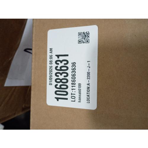 Tandefio 2 Pack 10'' X 29'' White Basement Garage Door Flush Mount Shed Window with Tempered Glass Household Windows with Screws for Chicken Coop Sheds Barns Playhouse