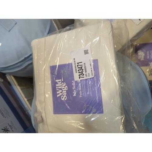 Wild Sage Brushed Cotton Percale 300-Thread-Count Twin Sheet Set in Coconut Milk