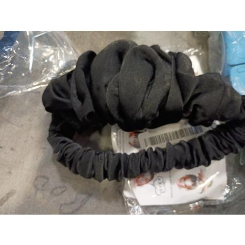Heatless Hair Curler for Overnight Curls, Soft Scrunchie Roller Headband for Long Hair (Black)