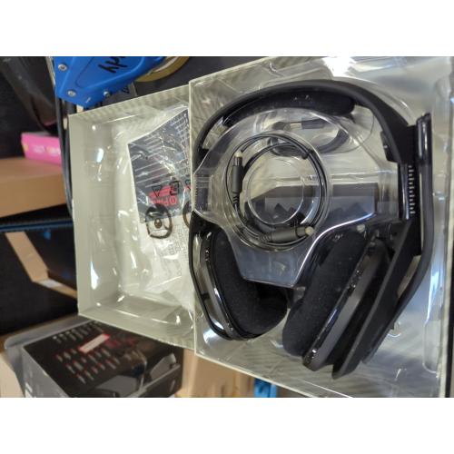 Astro Gaming - A50 Gen 4 Wireless Gaming Headset for PS5, PS4 - Black