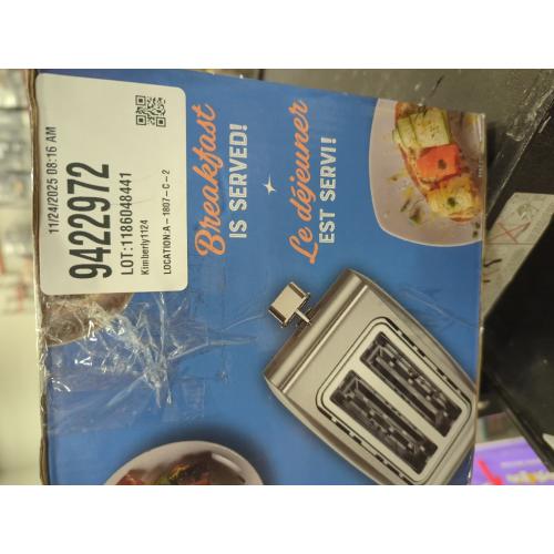 Oster 2-Slice Toaster Stainless Steel With Extra-Wide Slots: Reheat & Bagel Functions, 800W, Spot Clean