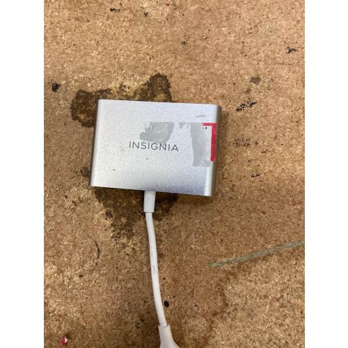 Insignia USB 3.0 to Dual HDMI with 4K Adapter NS-PU32H4A-C