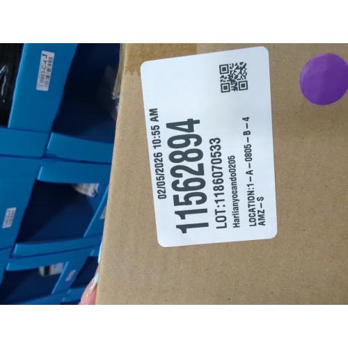 Hollyone Hydrangea Artificial Flowers with Vase White Silk Fake Flowers Arrangements in Glass Vase with Faux Water for Home Bathroom Office Table Centerpiece Shelf Decorations