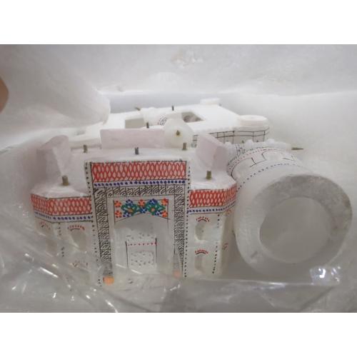 Carry Me Indian White Marble Handmade Agra Taj Mahal Replica Model with Colourful Painting