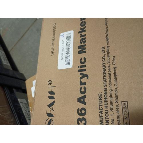 Acrylic markers 36