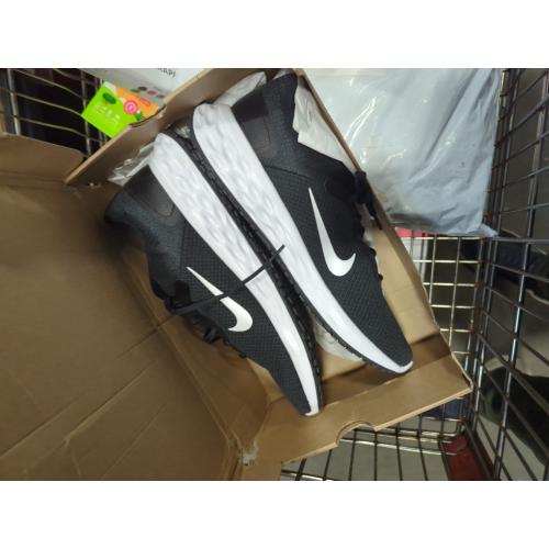Size 13 Nike Men's Revolution 6 Next Nature Running Shoes