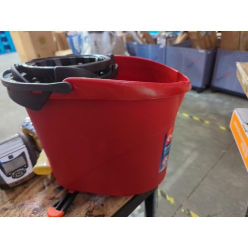 O-Cedar QuickWring 2.5 Gal Bucket, Red, 1 Each