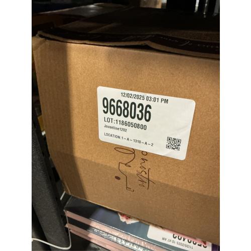 Gusto Nostro Stainless Steel Wine Glass - 18 oz Unbreakable Gold Wine Glasses for Travel, Camping and Pool - Fancy, Unique and Cute Portable Metal Wine Glass for Outdoor Events, Picnics (Set of 4)