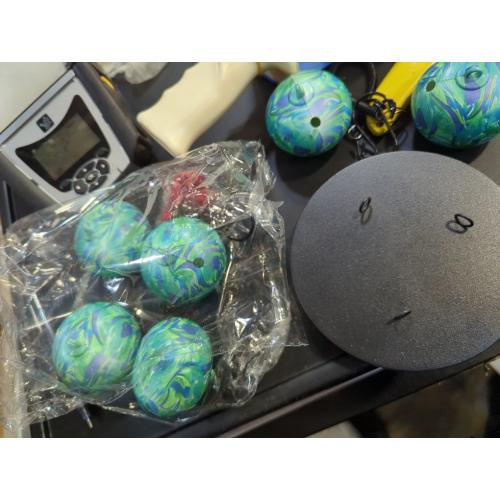 Garden Wind Chime Hummingbird Feeder - Leak-Proof Outdoor Hanging Decor Metal Nectar Dispenser 65cm Weather Resistant(Blue)