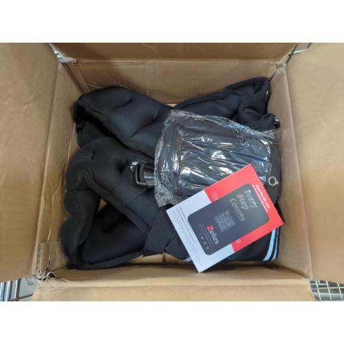 Black ZELUS Weighted Vest, Weight Vest with Reflective Stripe for Workout, Strength Training, Running, Fitness, Muscle Building, Weight Loss, Weightlifting