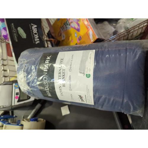 Full/Queen Madison Park Windom Down Alternative Blanket, Premium 3M Scotchgard Moisture Wicking Treatment, Lightweight and Soft Bed Cover For All Season, Satin Trim, Navy