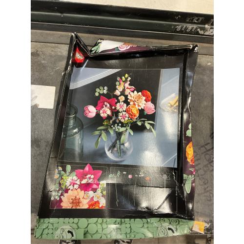 LEGO Botanicals Pretty Pink Flower Bouquet Building Kit Multi