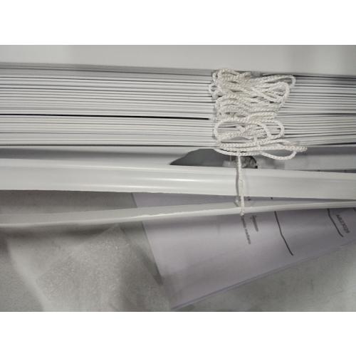 Project Source Premium 2-in Slat Width 35-in x 72-in Cordless White Vinyl Room Darkening Horizontal Blinds (Little Broken; see the pictures)