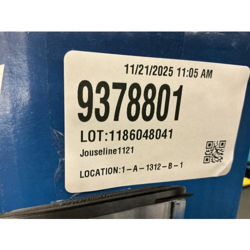 Oster Easy-to-Clean Blender with Dishwasher-Safe Glass Jar with a 20 oz. Blend-n-Go Cup