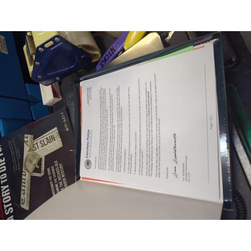 ThinkFun Cold Case: A Story to Die For Murder Mystery Game